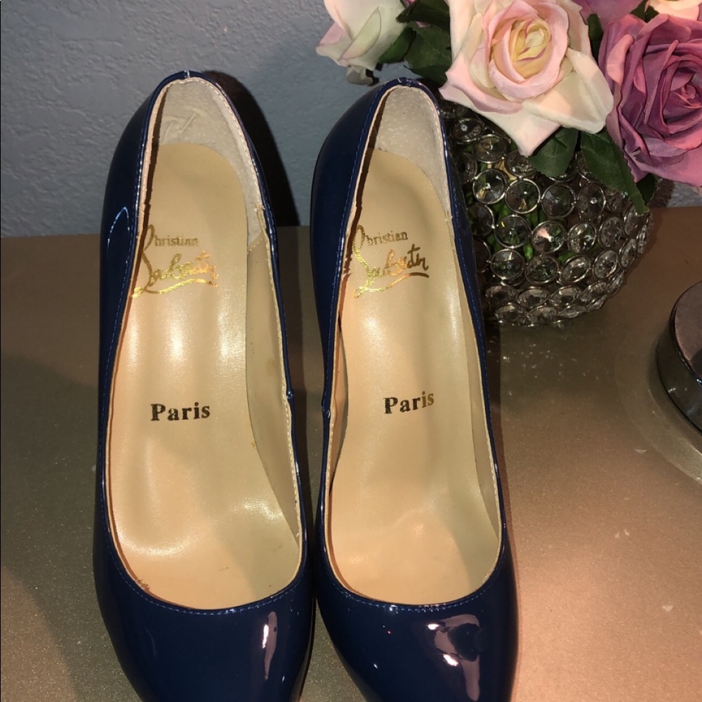 christian loubuotin heels size 9